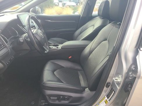 Used 2021 Toyota Camry XSE image 16