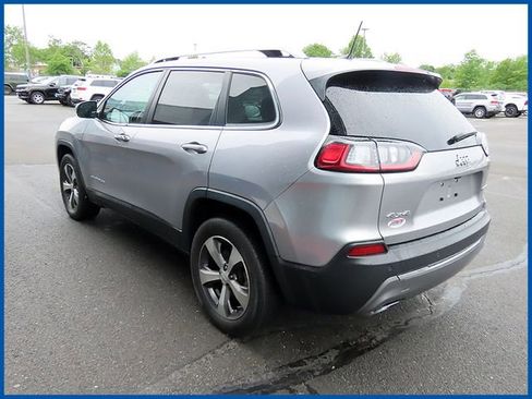 Used 2021 Jeep Cherokee Limited AWD/4WD image 5