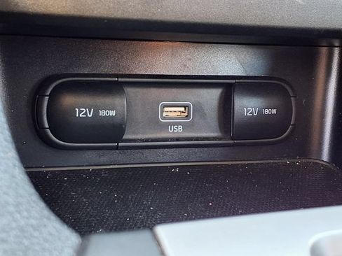 Used 2023 Kia Forte LXS FWD image 8