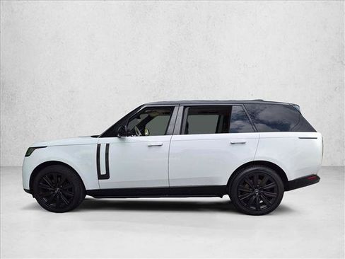 Certified 2023 Land Rover Range Rover Long Wheelbase SE AWD/4WD image 9