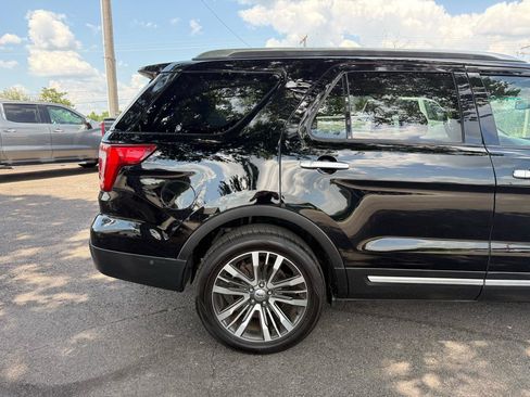 Used 2016 Ford Explorer Platinum AWD/4WD image 45