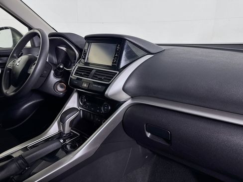 Used 2020 Mitsubishi Eclipse Cross ES image 28