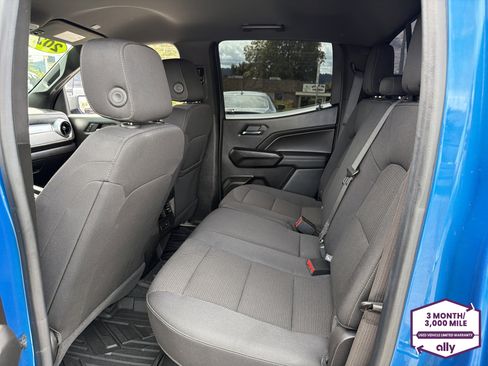 Used 2023 Chevrolet Colorado LT w/ LT Convenience Package RWD image 11