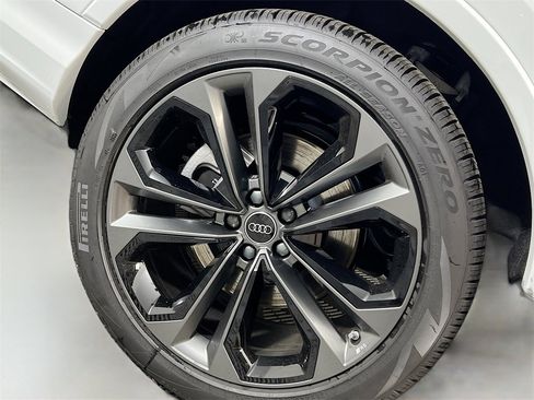 New 2026 Audi Q7 3.0T Premium Plus image 32