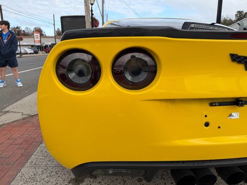 Used 2009 Chevrolet Corvette Z06 image 9