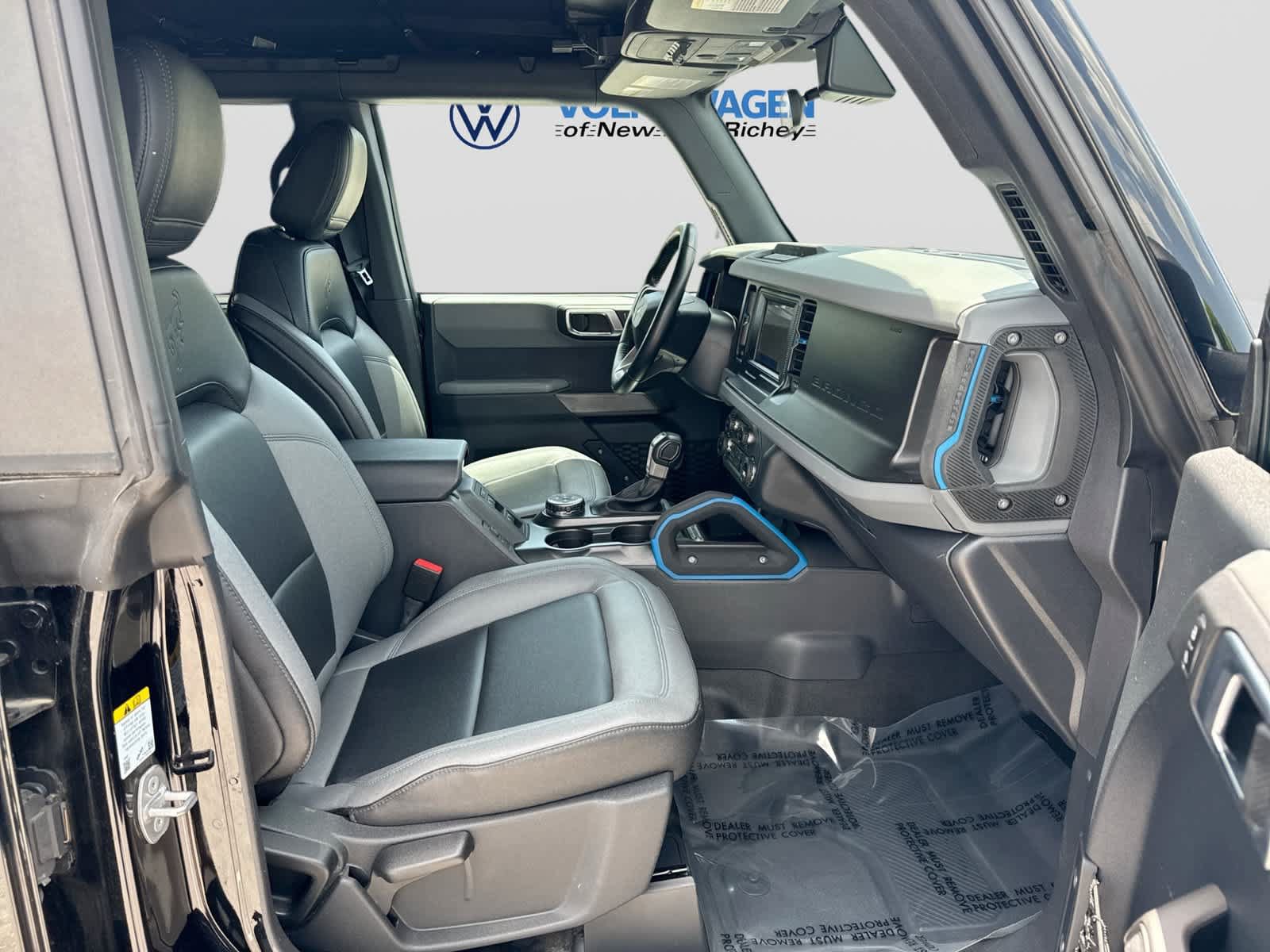 Used 2023 Ford Bronco Black Diamond AWD/4WD image 21
