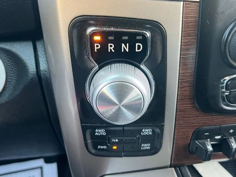 Used 2015 RAM 1500 Laramie w/ Convenience Group image 18