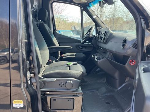 Used 2020 Mercedes-Benz Sprinter 144 Cargo image 6
