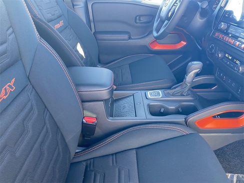 New 2026 Nissan Frontier PRO-4X w/ Pro-4x Convenience Package image 9