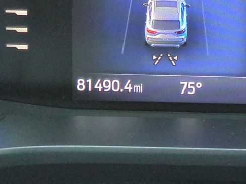 Used 2023 Ford Escape ST-Line image 12