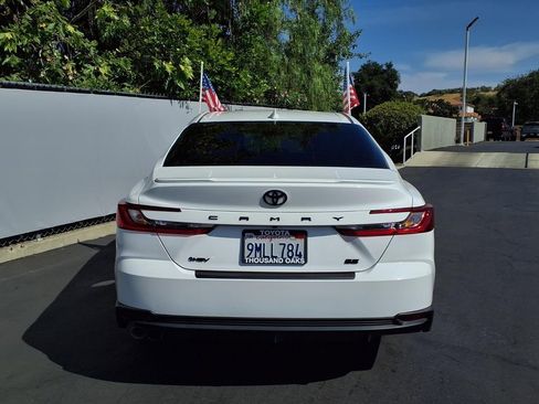 Certified 2025 Toyota Camry SE w/ Convenience Package FWD image 7
