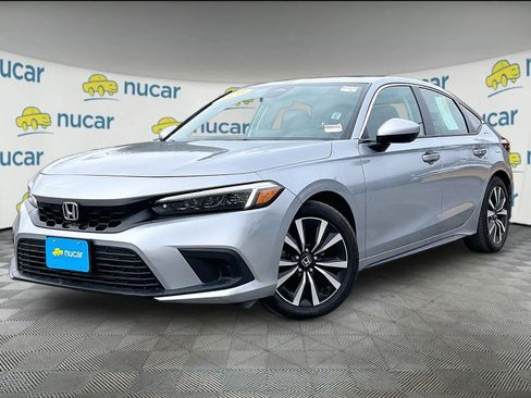 Used 2023 Honda Civic EX-L image 3