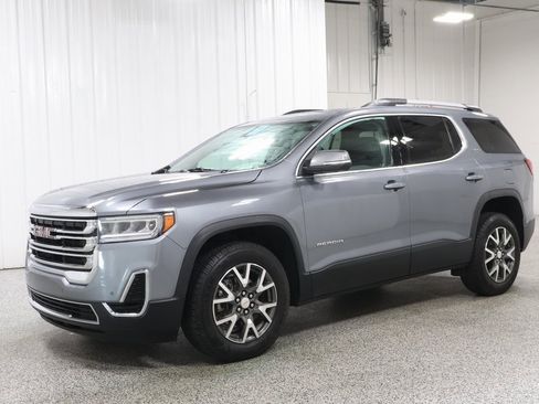 Used 2021 GMC Acadia SLE w/ Driver Convenience Package image 3