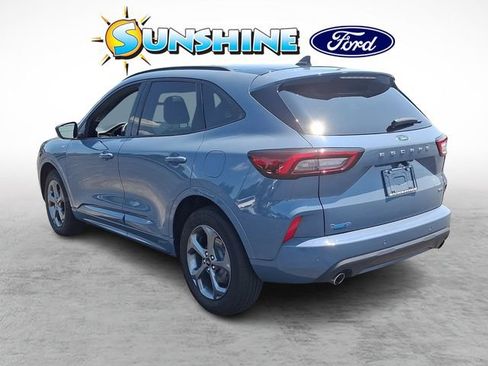 Used 2023 Ford Escape ST-Line w/ Tech Pack #1 AWD/4WD image 4