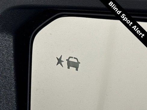 New 2025 Chevrolet Colorado LT w/ LT Convenience Package image 22