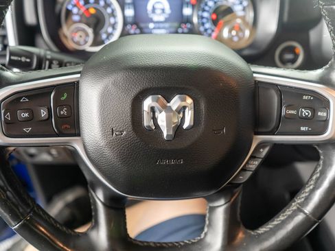 Used 2019 RAM 1500 Big Horn AWD/4WD image 14