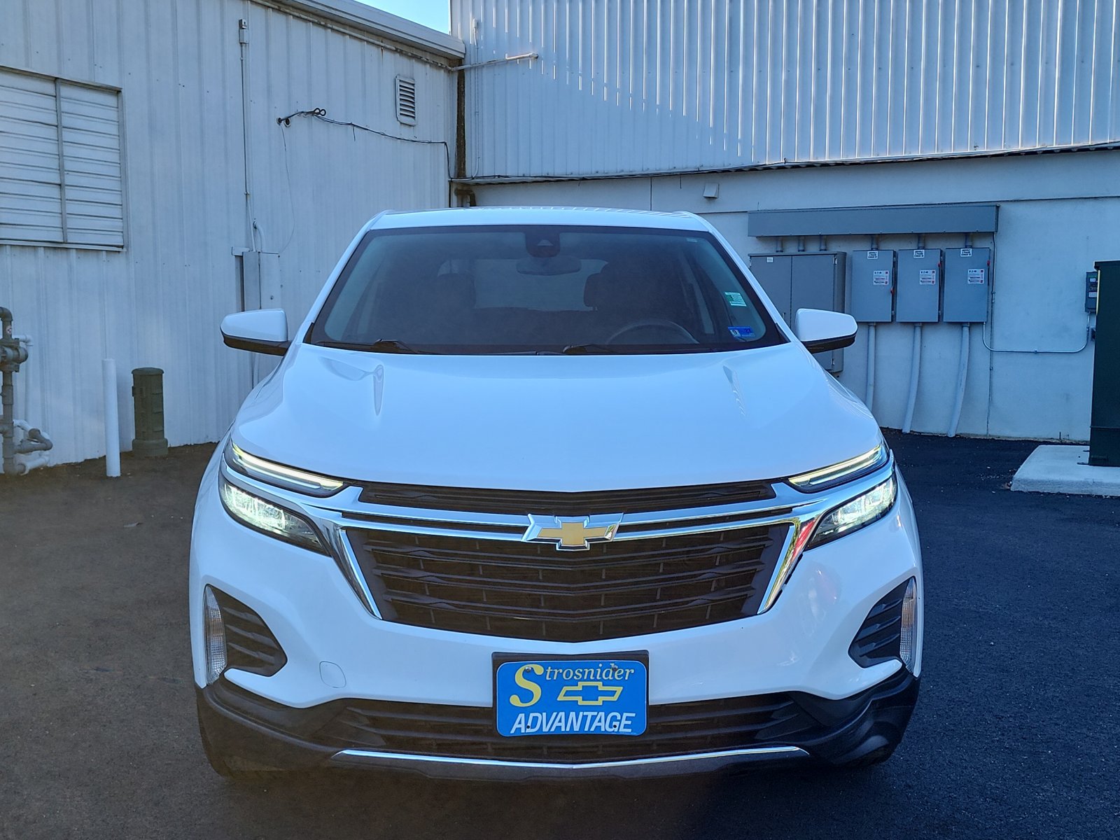 Used 2022 Chevrolet Equinox LT FWD image 8