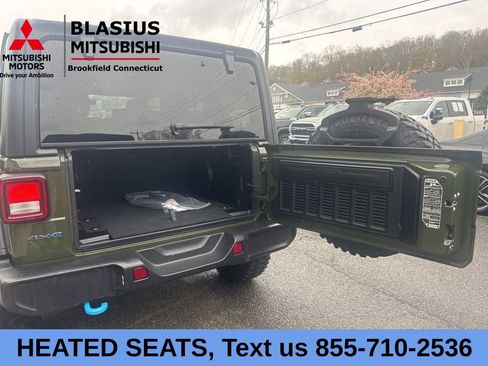 Used 2023 Jeep Wrangler Unlimited w/ Cold Weather Group AWD/4WD image 10