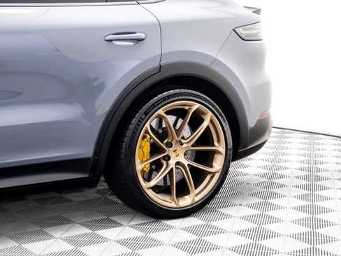 Certified 2022 Porsche Cayenne Turbo GT image 36