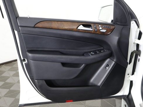 Used 2019 Mercedes-Benz GLS 450 4MATIC w/ Premium 1 Package image 25