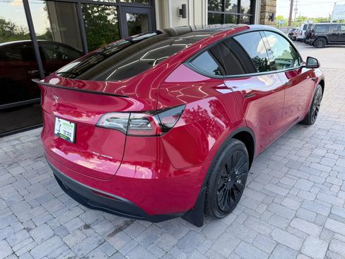 Used 2022 Tesla Model Y Long Range AWD/4WD image 34