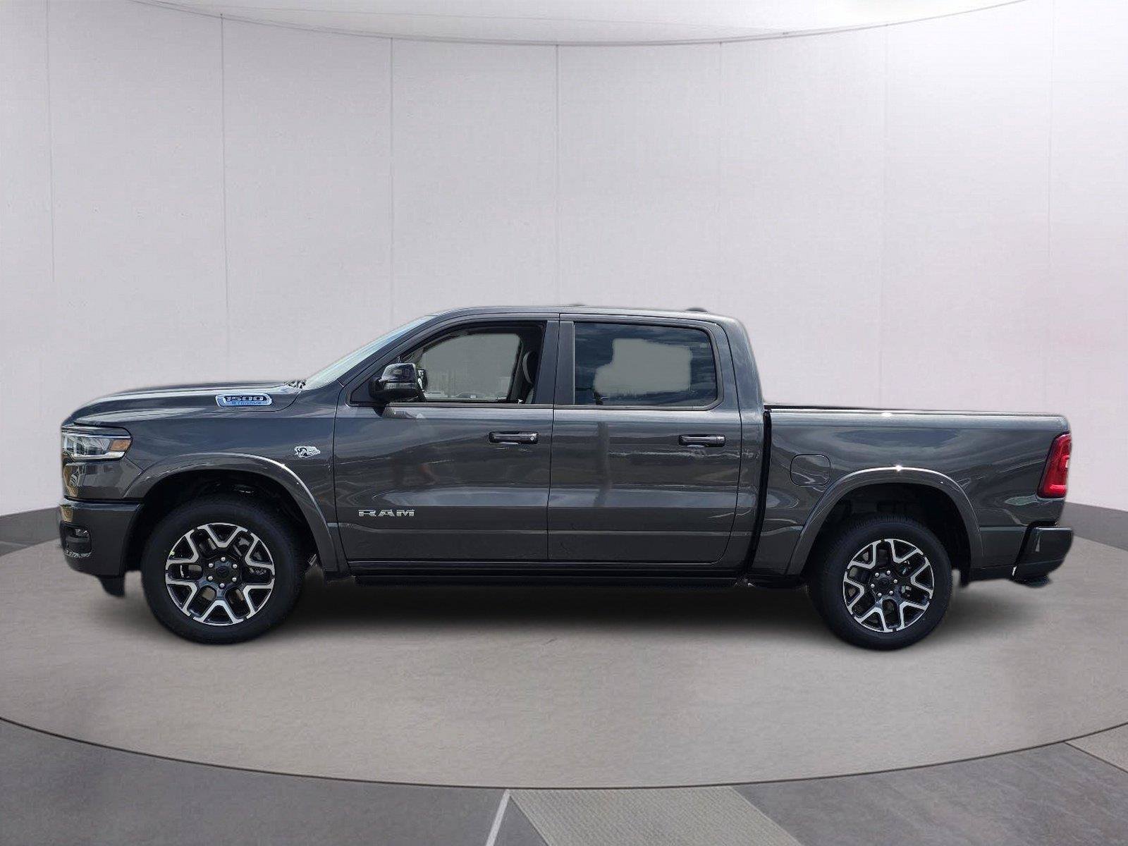 New 2027 RAM 1500 Laramie w/ Laramie Southwest Edition AWD/4WD image 9