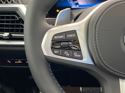 New 2026 BMW X5 M60i w/ Executive Package image 17