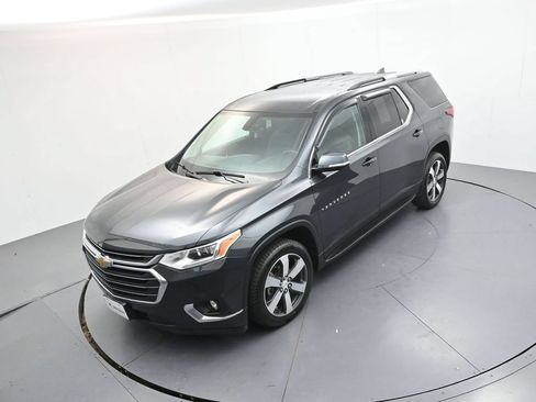 Used 2018 Chevrolet Traverse LT FWD image 25