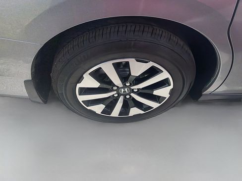 Certified 2026 Honda Odyssey EX-L image 34