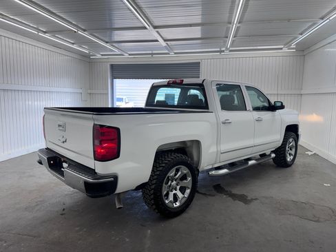 Used 2015 Chevrolet Silverado 1500 W/T RWD image 5