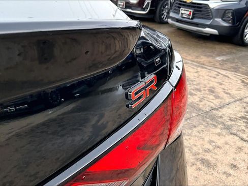 Certified 2025 Nissan Sentra SR FWD image 31