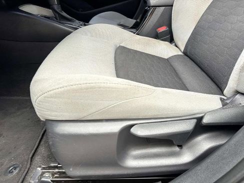 Used 2021 Toyota Corolla SE FWD image 18