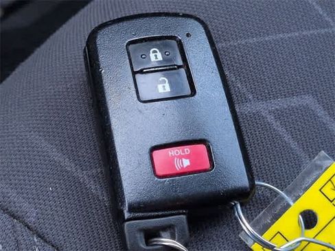 Used 2019 Toyota Tacoma TRD Sport image 36