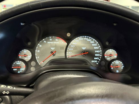 Used 2002 Chevrolet Corvette w/ Preferred Equipment Group2 image 72