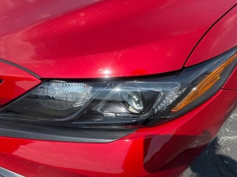 Used 2024 Toyota Camry SE FWD image 9