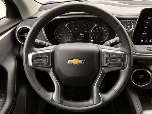 Used 2025 Chevrolet Blazer LT image 13
