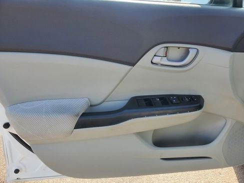Used 2012 Honda Civic LX image 7