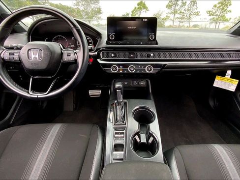 Used 2023 Honda Civic Sport image 14