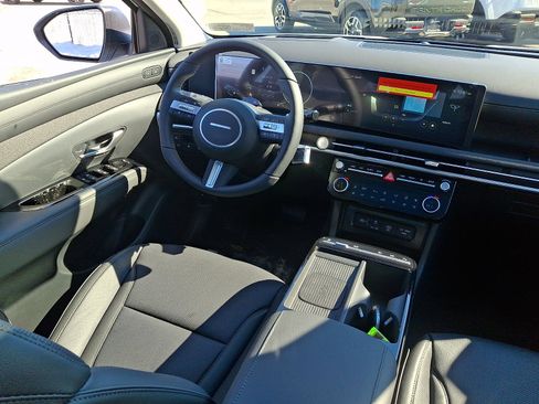 New 2026 Hyundai Tucson Limited image 9