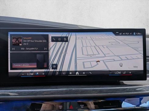 Used 2025 BMW 760i xDrive w/ Executive Package image 13