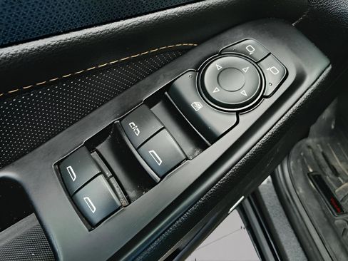 Used 2018 Chevrolet Traverse Premier w/ Redline Edition FWD image 26