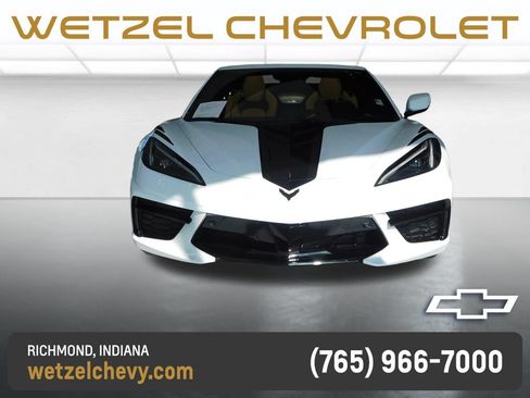Used 2024 Chevrolet Corvette Stingray Premium Conv RWD image 8
