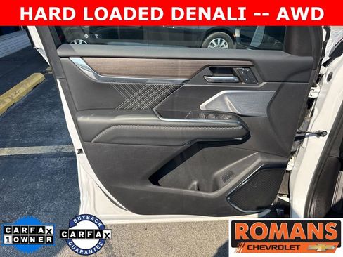 Used 2024 GMC Acadia Denali w/ Super Cruise Package AWD/4WD image 11