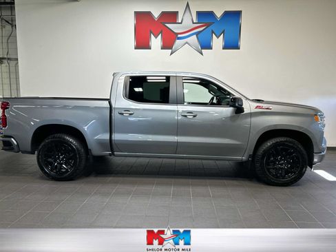 Used 2024 Chevrolet Silverado 1500 RST AWD/4WD image 1