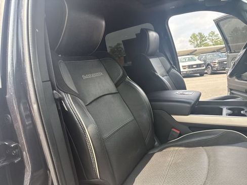 Used 2019 RAM 2500 Laramie AWD/4WD image 25