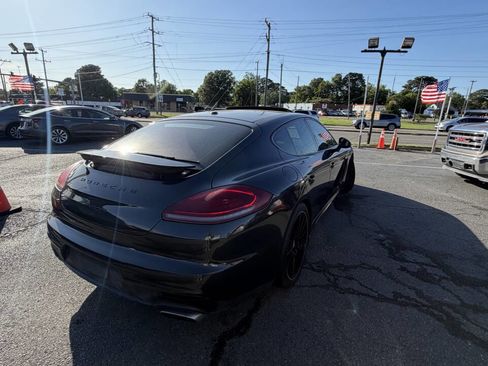 Used 2016 Porsche Panamera Edition RWD image 10