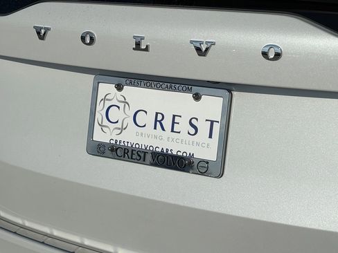 New 2026 Volvo XC90 B6 Plus w/ Protection Package Premier image 7