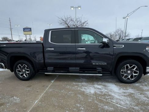 Used 2022 GMC Sierra 1500 SLT w/ SLT Premium Plus Package image 9