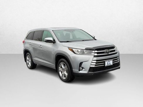 Used 2019 Toyota Highlander Limited image 9