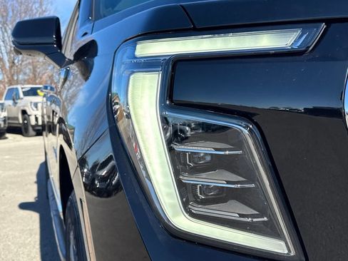 New 2026 GMC Yukon XL Elevation w/ Elevation Premium Package image 11